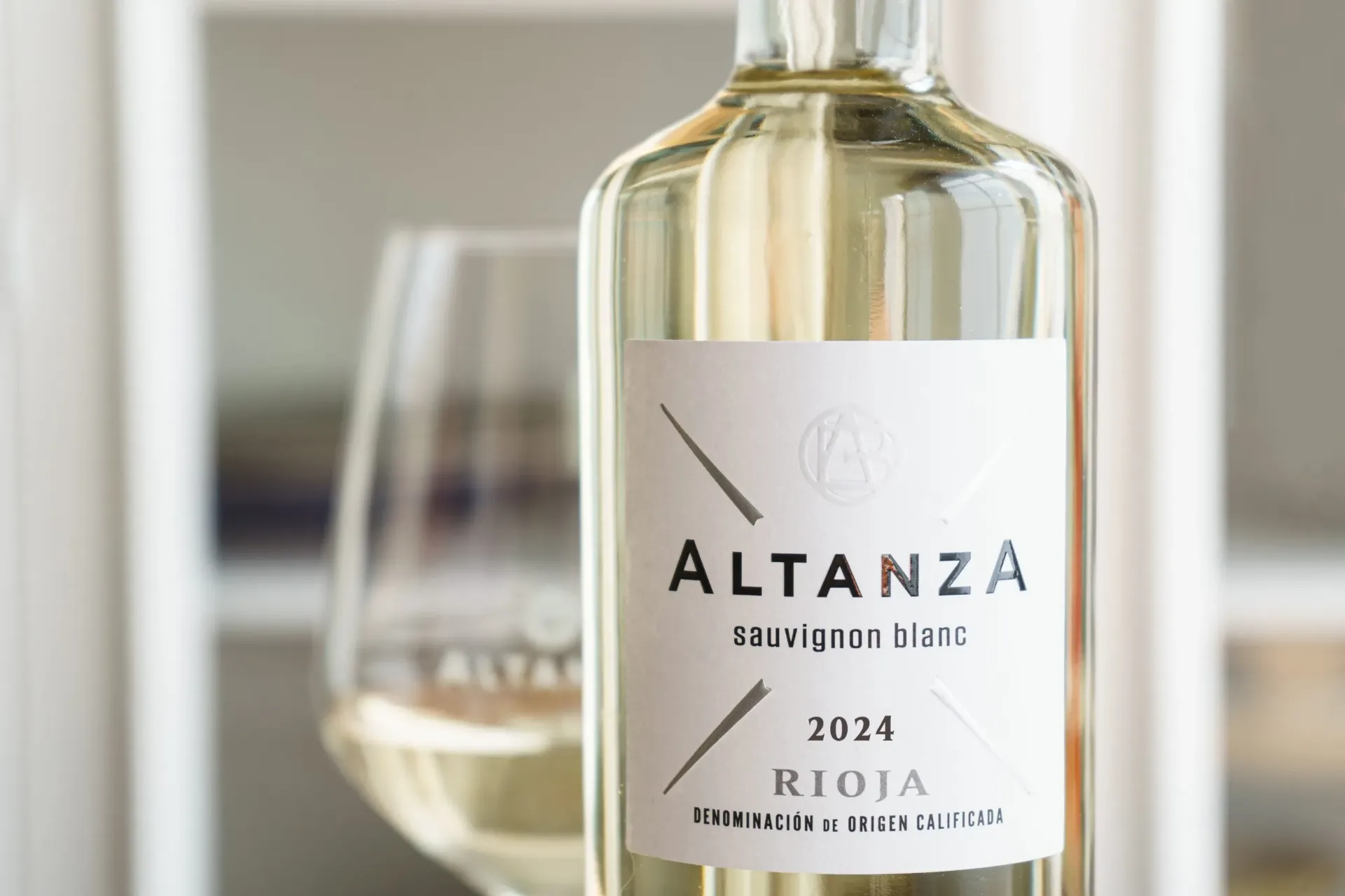 Jóvenes Singulares Altanza Blanco Sauvignon Blanc